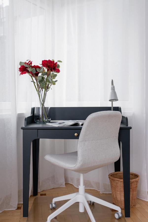 Apartment Home Office Dobrego Pasterza Krakow By Noclegi Renters Bagian luar foto